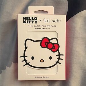 Kitsch Hello Kitty Satin Pillowcase, new in sealed box!